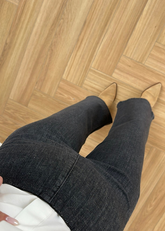 Lastikli Bilek Boy Jean SİYAH