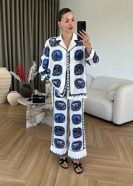 Lumiere desenli Saten Takım MAVİ