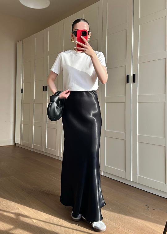 Maxi Balık Model Saten Etek SİYAH