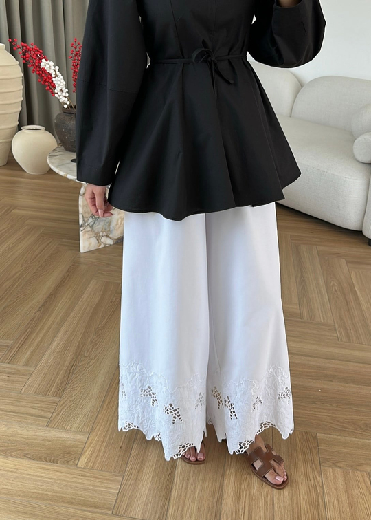 Paçası Nakışlı Pantolon BEYAZ