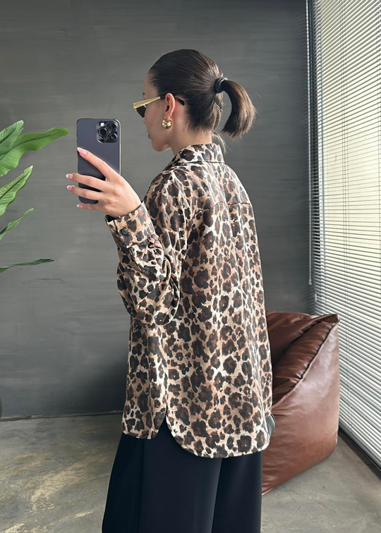 Parlak Leopar Dökümlü Gömlek BEJ