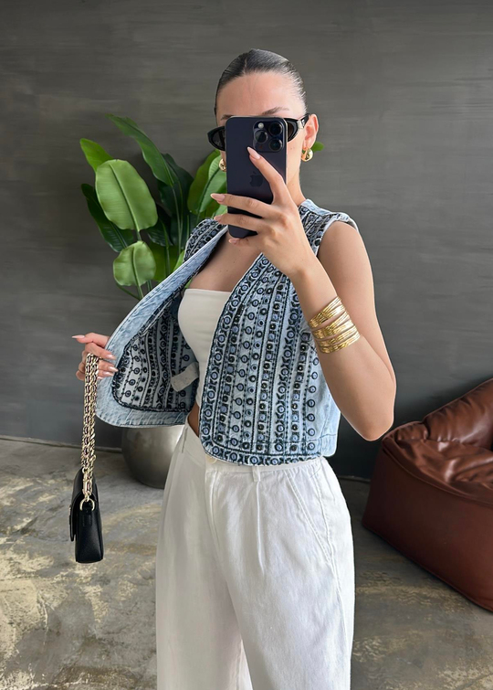 Pullu ve Nakışlı Denim Yelek AÇIK MAVİ