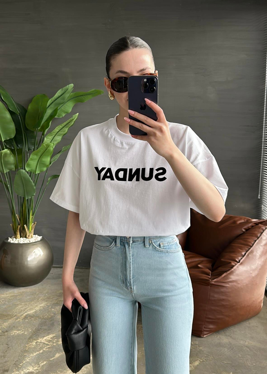 Sunday Yazılı Tshirt BEYAZ