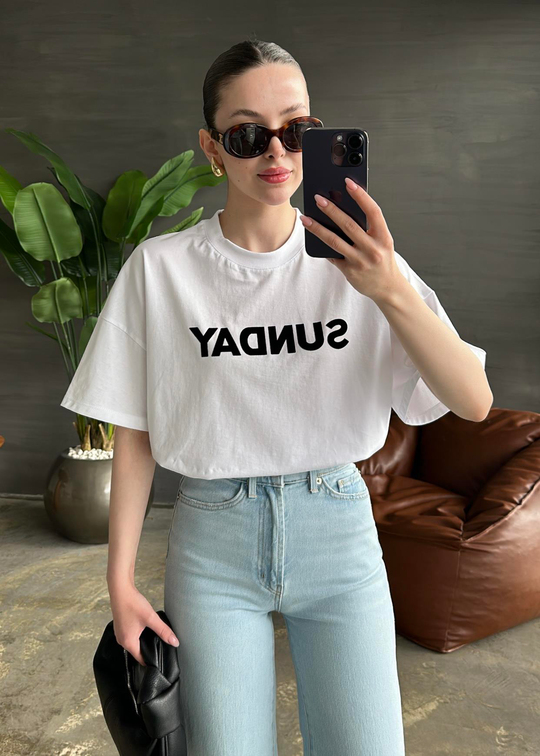 Sunday Yazılı Tshirt BEYAZ