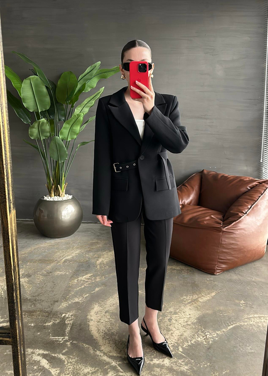 Tasarım Kemer Detaylı Blazer Ceket SİYAH