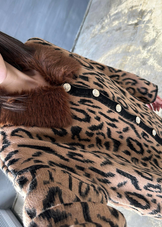 Yakası Kürklü Leopar Hırka CAMEL