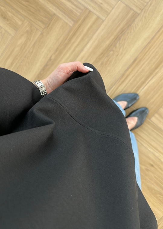 Yanı Yırtmaçlı Uzun Kollu Sweat SİYAH