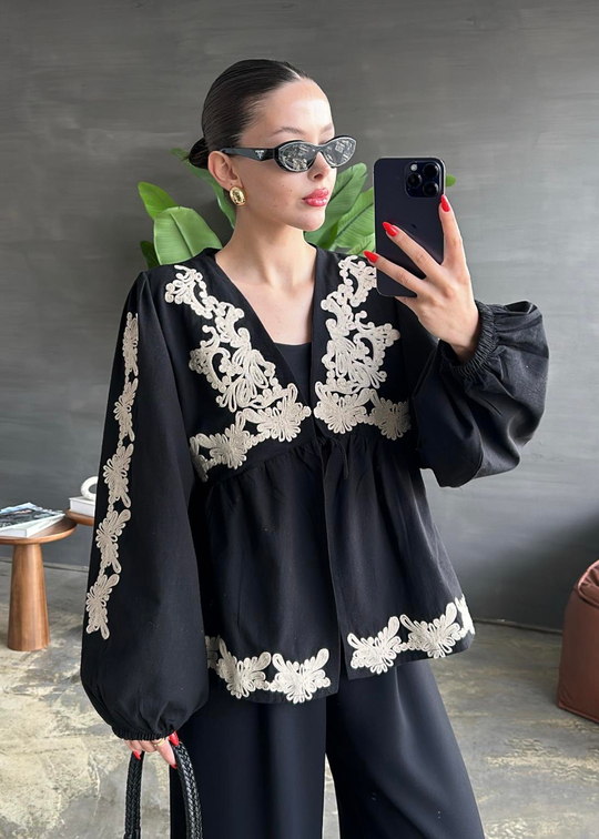 Zarif Nakışlı Kimono SİYAH