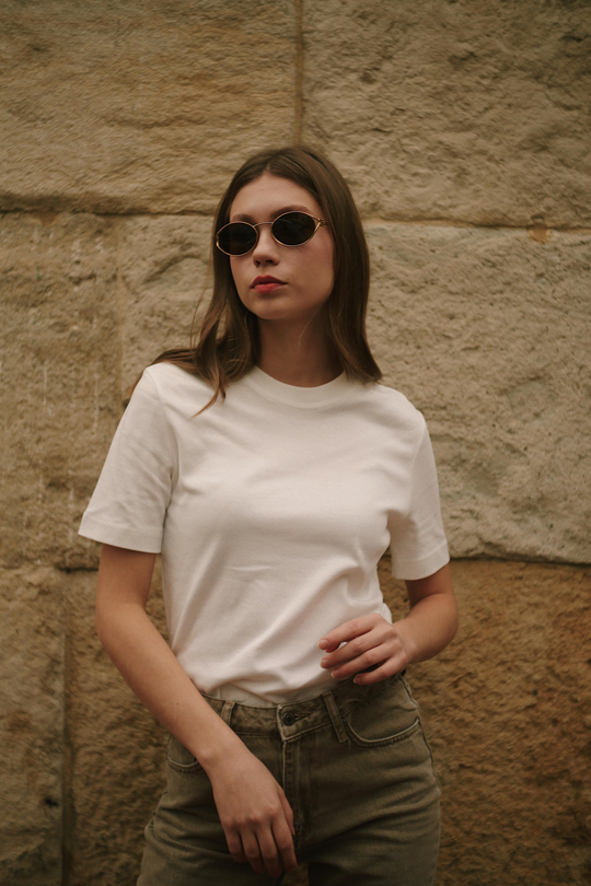 Premium Bisiklet Yaka Pamuklu Geniş Yaka Kadın Beyaz T-shirt Basic