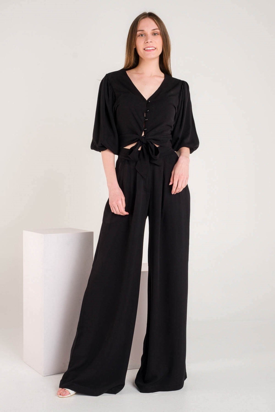 Siyah Önden Düğmeli Bağlamalı Palazzo Pantolonlu Takım
