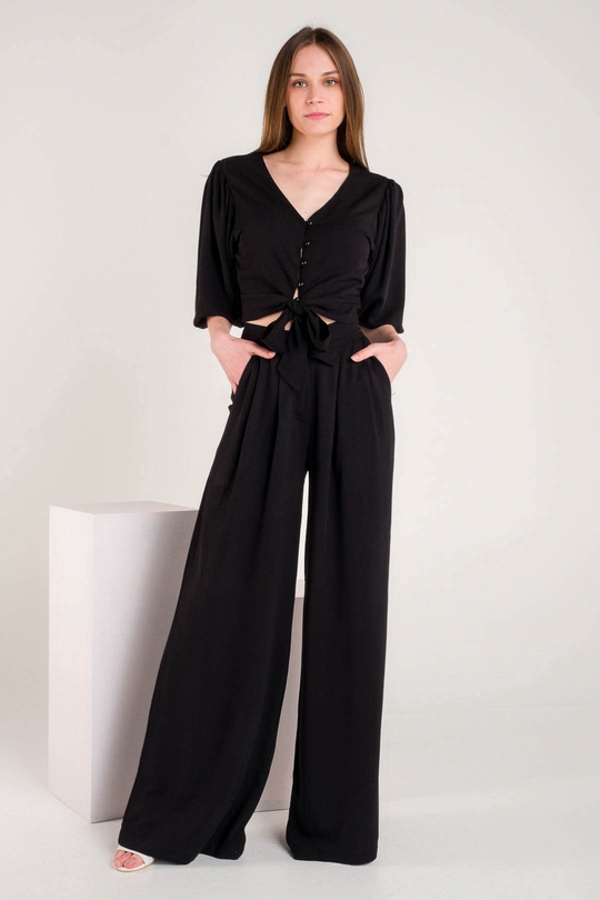 Siyah Önden Düğmeli Bağlamalı Palazzo Pantolonlu Takım