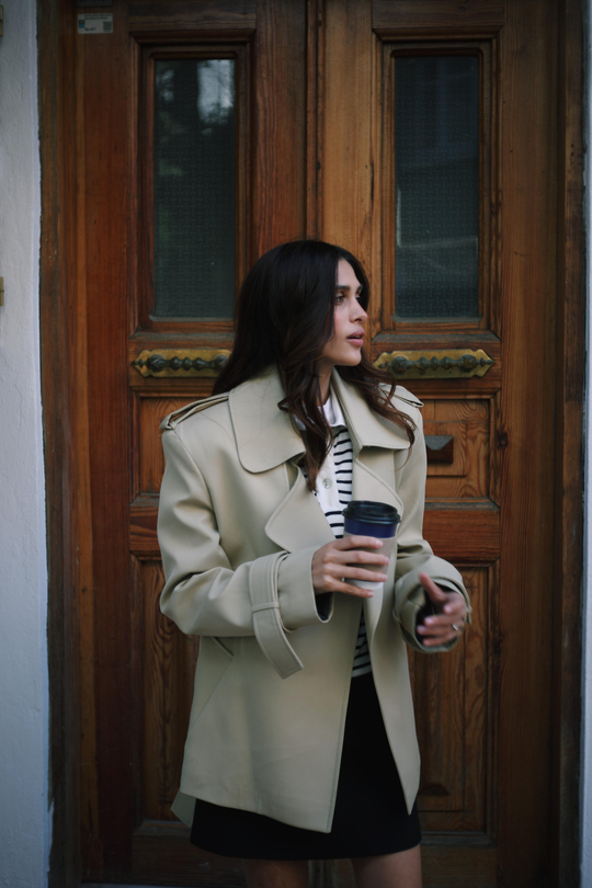 Vatkalı Premium Kalite Gabardin Kumaş Astarlı Midi Kısa Trençkot Ceket