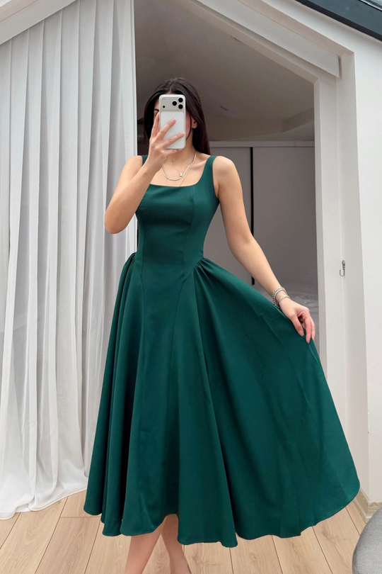 Belin Kare Yaka Sırt Dekolteli Midi Elbise 4968