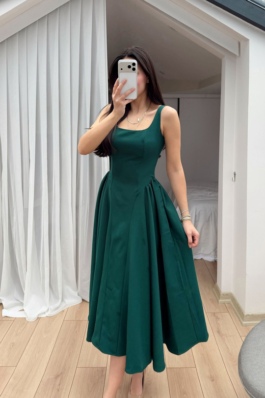 Belin Kare Yaka Sırt Dekolteli Midi Elbise 4968