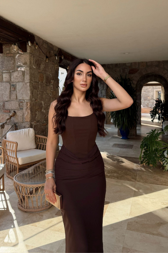 Elinda Askılı Sırt Bağcık Detay Midi Elbise 221813