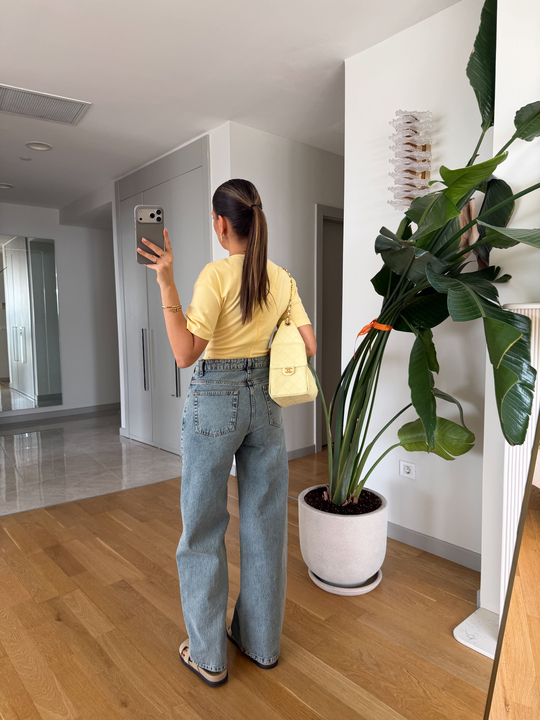 Asimetrik Düğmeli Yıkamalı Jean 