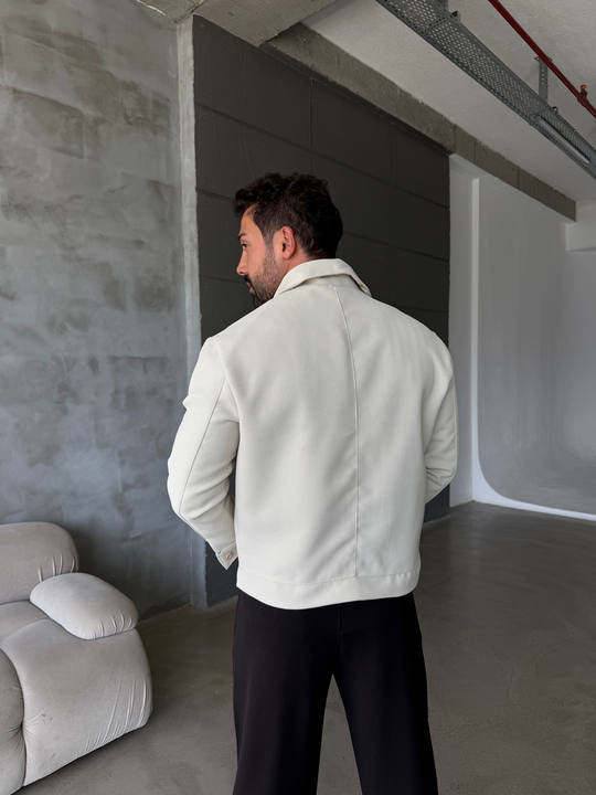 Bej Yakalı Laminasyonlu Astarlı Ceket SNZ 1350
