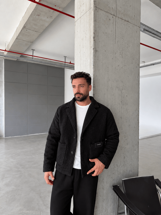 Siyah Yün Dokulu V Yaka Çift Cepli Düğmeli Ceket KN 4556