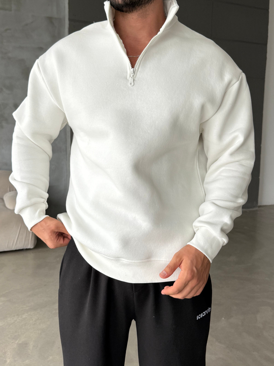 Beyaz Yarım Fermuarlı 3 İplik Sweatshirt Model 3