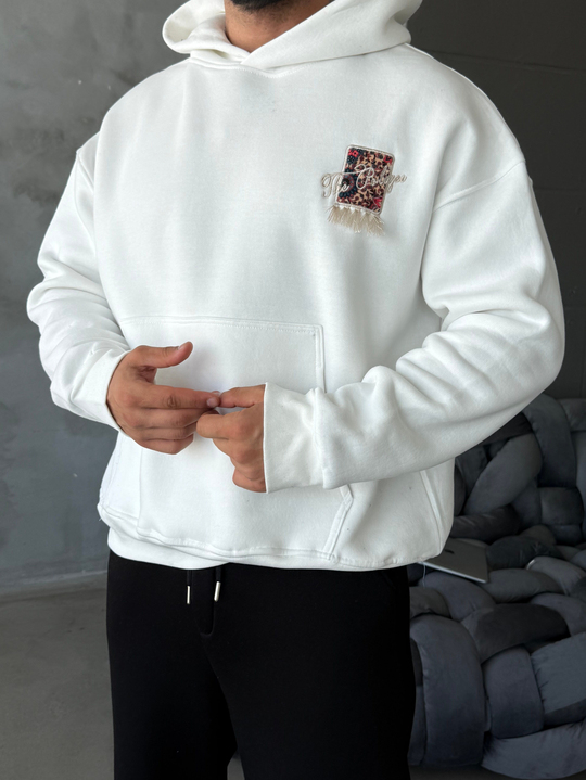 Ekru Kapşonlu Sırt At Aplikeli Püsküllü Sweatshirt PLZ 27003