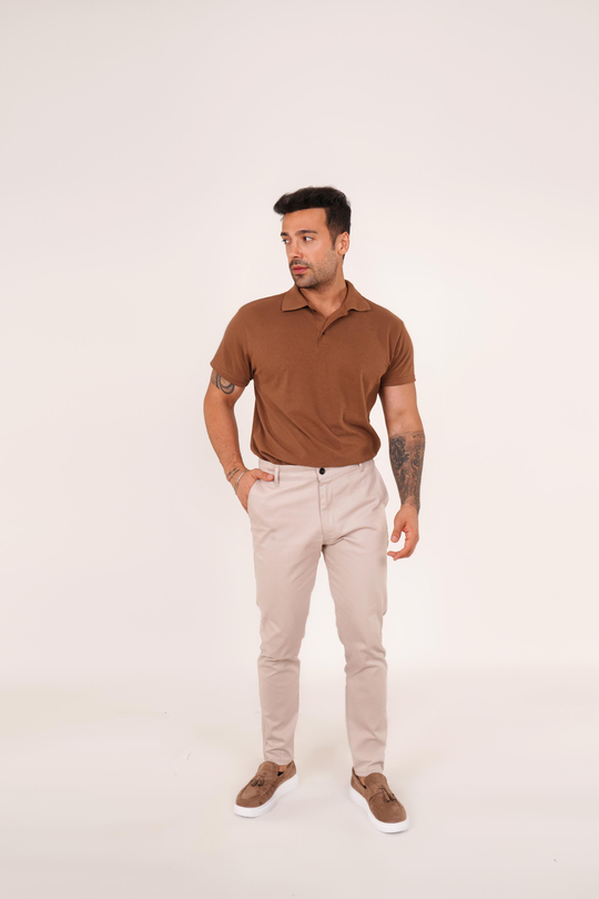 AYAKKABILI KOMBİNTaba Polo Yaka,Bej Gabardin Düz Pant. Taba Yüksek Taban Kurdelalı Ayakkabı KOMBİN