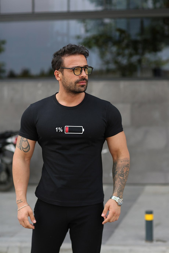 BASİC TSHİRTLERSiyah Batarya Baskılı Basic T-SHIRT SC