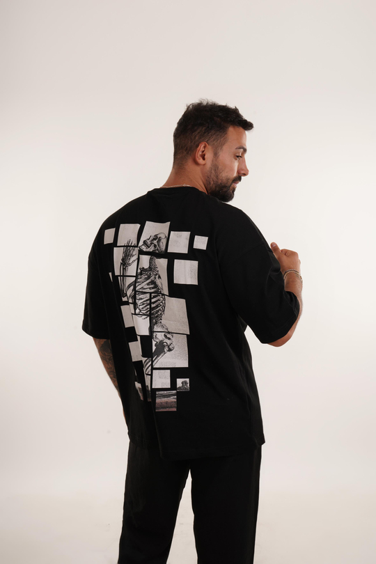 BASKILI TSHİRT MODELLERİSiyah Yüksek Kalite Arkası İskelet Baskılı Oversize T-SHİRT VMS 40770