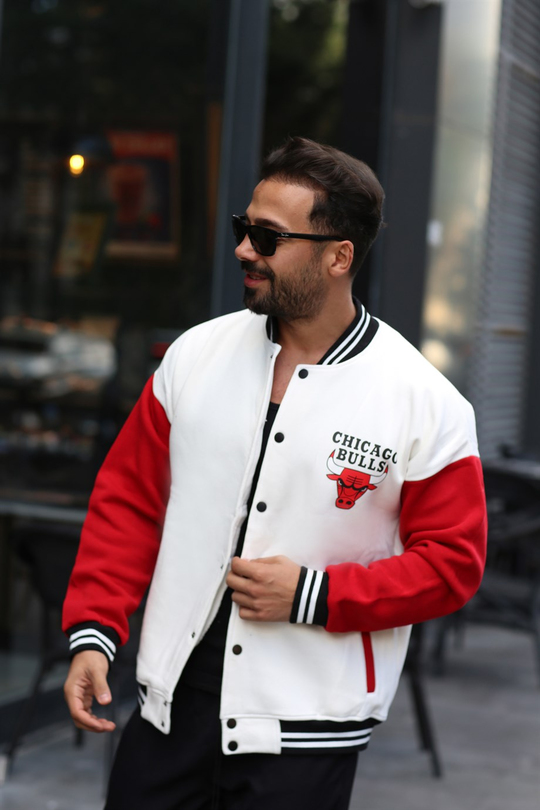 CEKETGövde Beyaz Kolları Kırmızı Bulls Nakışlı Kolej Ceket