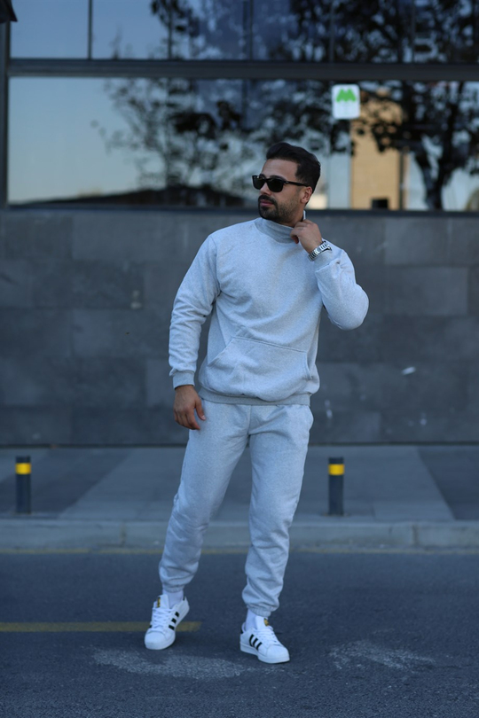EŞOFMAN TAKIMIUnisex Gri 3 İplik Yarım Boğazlı Alt Üst Eşofman Takımı