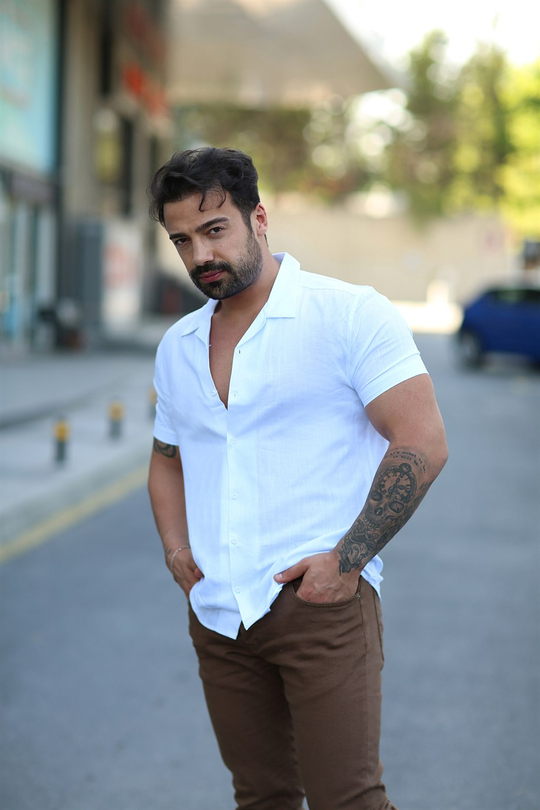 GÖMLEKBeyaz Kısakollu Keten Slim Fit Gömlek MSS