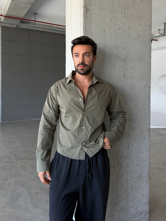 GÖMLEKHaki Poplin Uzun Kol Pamuk Boxy Gömlek PNC 2541