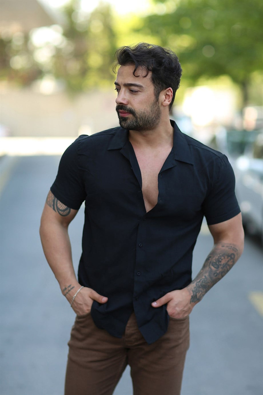 GÖMLEKSiyah Kısakollu Keten Slim Fit Gömlek MSS