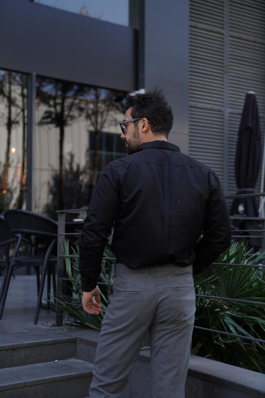 GÖMLEKSiyah Slim Fit Klasik Düz Gömlek 