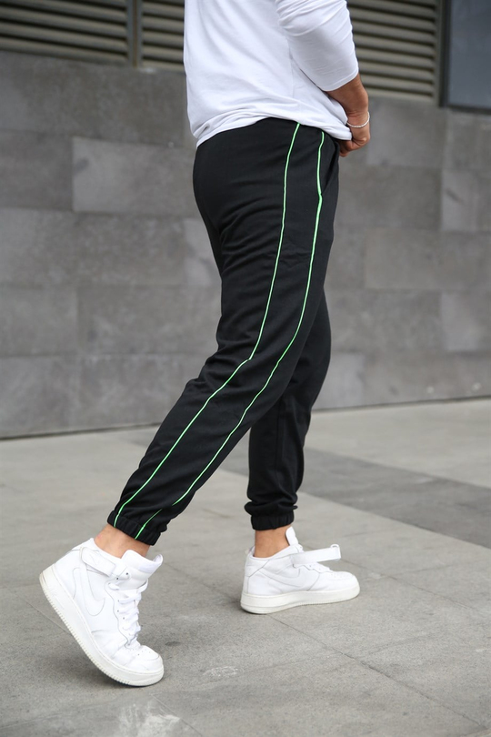 JOGGERErkek Siyah Yanı Çift İnce Yeşil Şeritli Jogger ZB