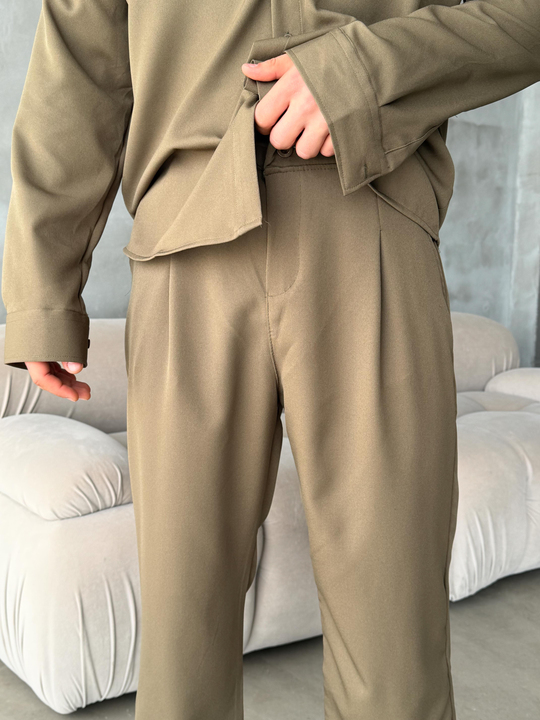 Kaşe PantolonHaki Double Kumaş Pileli Pantolon MSS