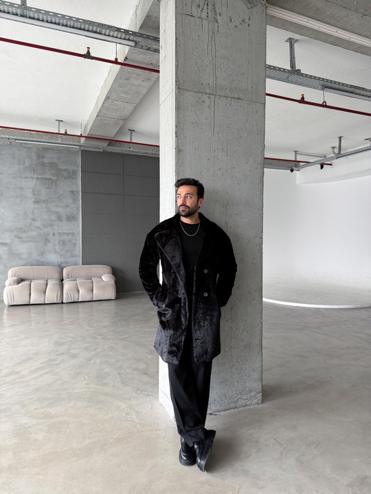 KaşeSiyah Kürk Uzun Astarlı Palto LNS
