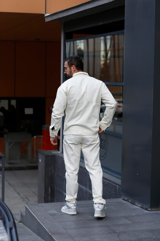 KOMBİNBej Gabardin Çift Göğüs Cepli Fermuarlı Gömlek , Bej Gabardin Double Paça İtalian Pantalon SNZ8353