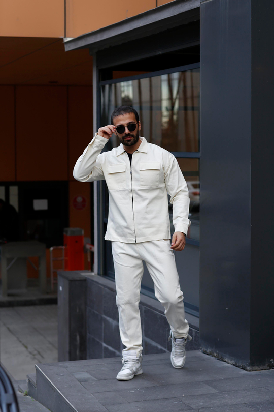 KOMBİNBej Gabardin Çift Göğüs Cepli Fermuarlı Gömlek , Bej Gabardin Double Paça İtalian Pantalon SNZ8353