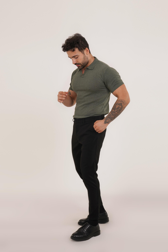 KOMBİNHaki Düz Polo Yaka Triko SC, Siyah Slim Fit Kumaş Pantolon KOMBİN