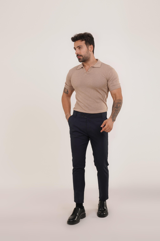 KOMBİNKrem Düz Polo Yaka Triko SC, Siyah Slim Fit Kumaş Pantolon KOMBİN