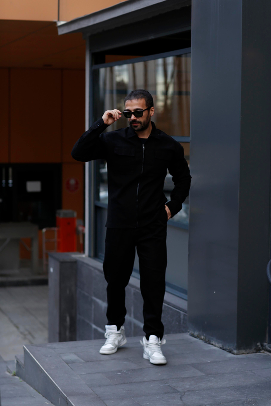 KOMBİNSiyah Gabardin Çift Göğüs Cepli Fermuarlı Gömlek , Siyah Gabardin Double Paça İtalian Pantalon SNZ8353