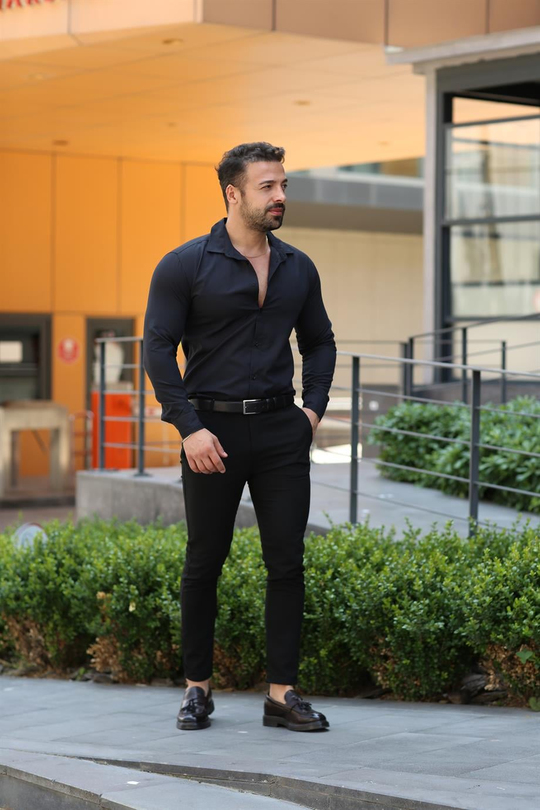 KOMBİNSiyah Klasik Gömlek, Siyah Slim Fir Kumaş Pantolon Kombin