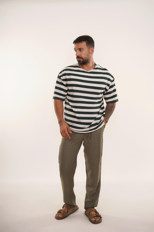 KOMBİNYeşil Yatay Çizgili Pis Kesim Triko Havlu Tshirt EST E, Haki Keten Pantolon TK KOMBİN