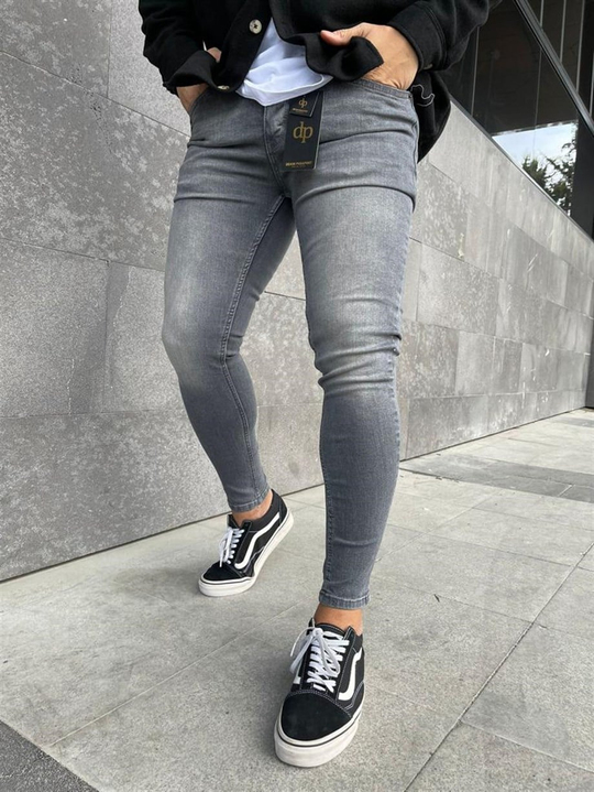 KOT PANTOLONErkek Gri Taşlanmış Slim Fit Kot Pantolon 