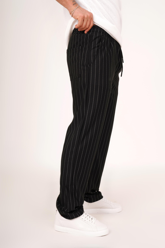 KUMAŞ PANTOLONSiyah Çizgili krep baggy pantolon 1024