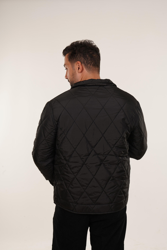 MONTSiyah Geniş Baklava Desenli Kapitone Mont PNC 5064