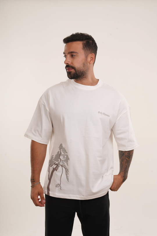 OVERSİZE T-SHİRTBeyaz Göğüs Only Essence Baskılı Compak Pamuk Oversize TSHİRT EST E70146