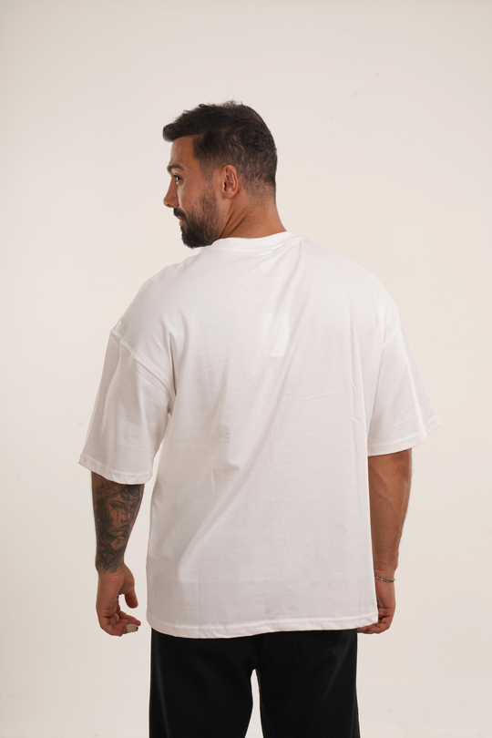 OVERSİZE T-SHİRTBeyaz Göğüs Only Essence Baskılı Compak Pamuk Oversize TSHİRT EST E70146