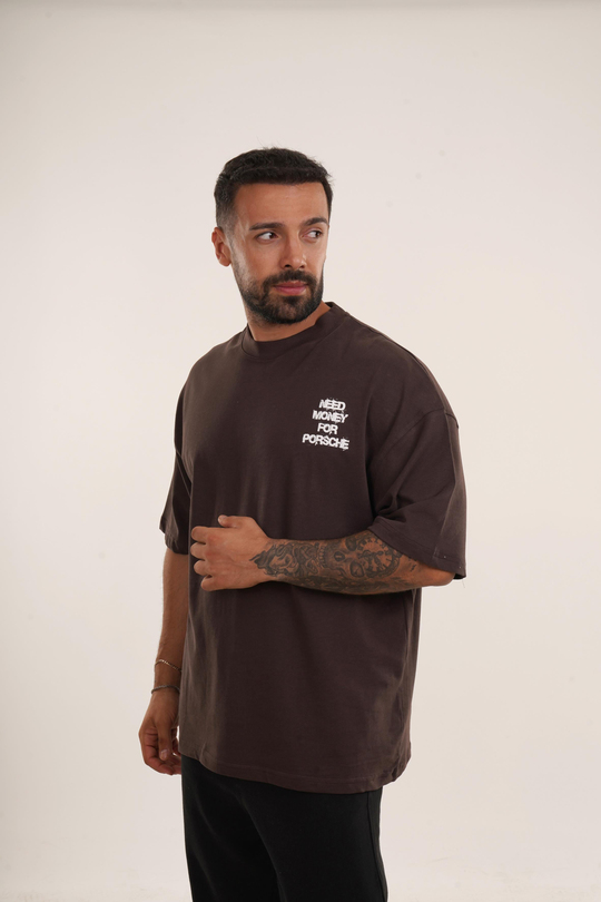 OVERSİZE T-SHİRTKahve Need Money Baskılı Compak Pamuk Oversize TSHİRT EST E70130