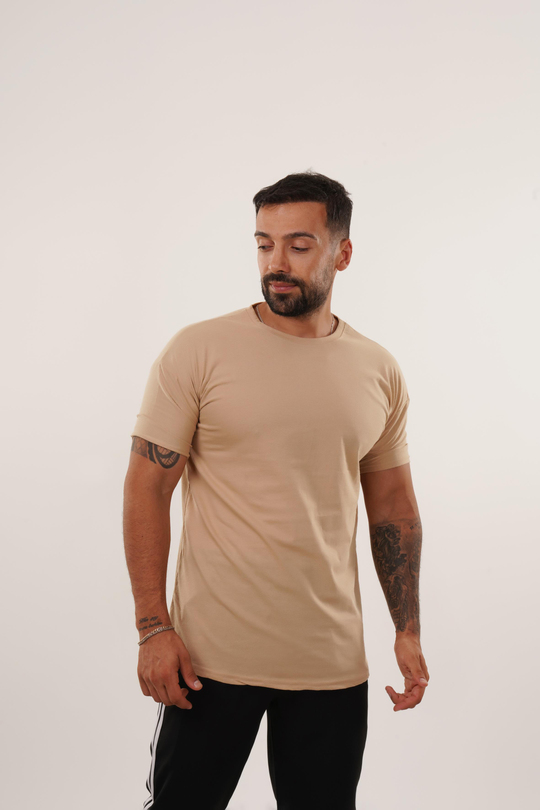OVERSİZE T-SHİRTKrem Rahat Kalıp T-SHİRT FİYAT PERFORMANS ÜRÜNÜ